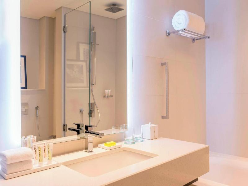 Le Royal Meridien Beach Resort and Spa image