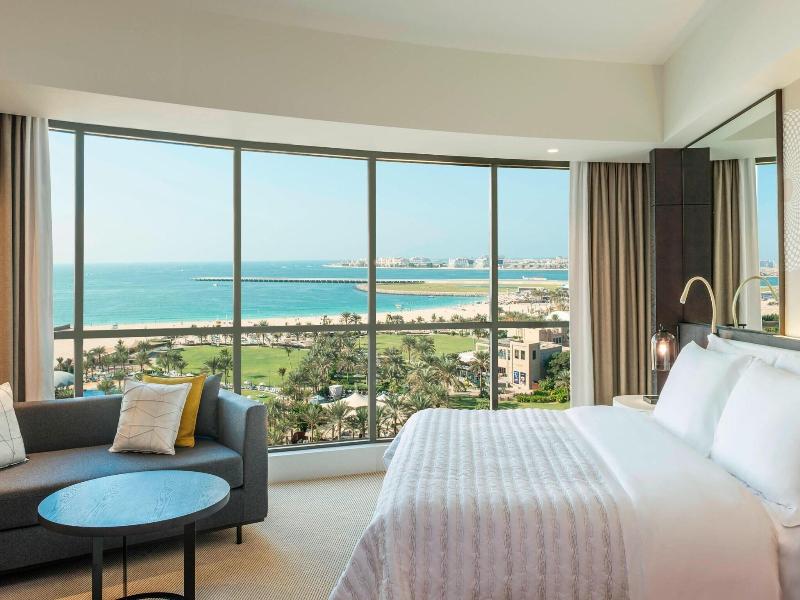 Le Royal Meridien Beach Resort and Spa image