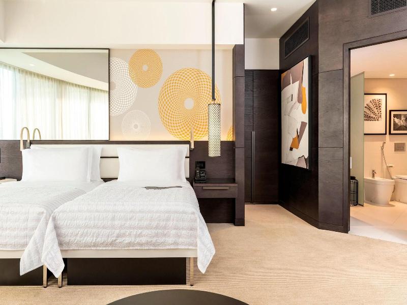 Le Royal Meridien Beach Resort and Spa image