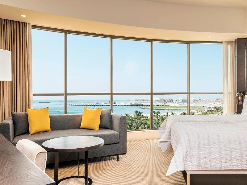 Le Royal Meridien Beach Resort and Spa image
