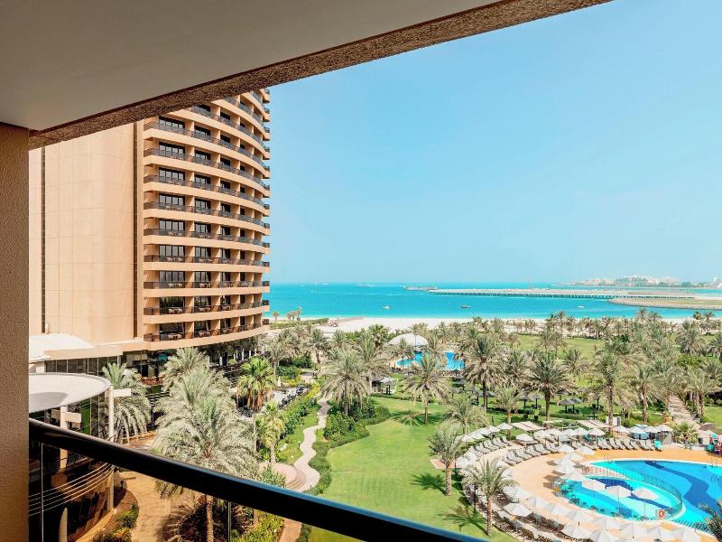 Le Royal Meridien Beach Resort and Spa image