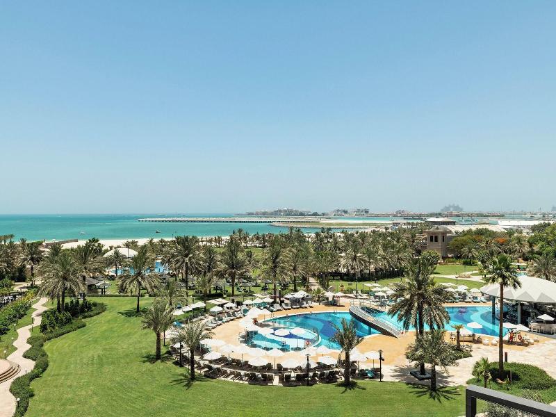 Le Royal Meridien Beach Resort and Spa image