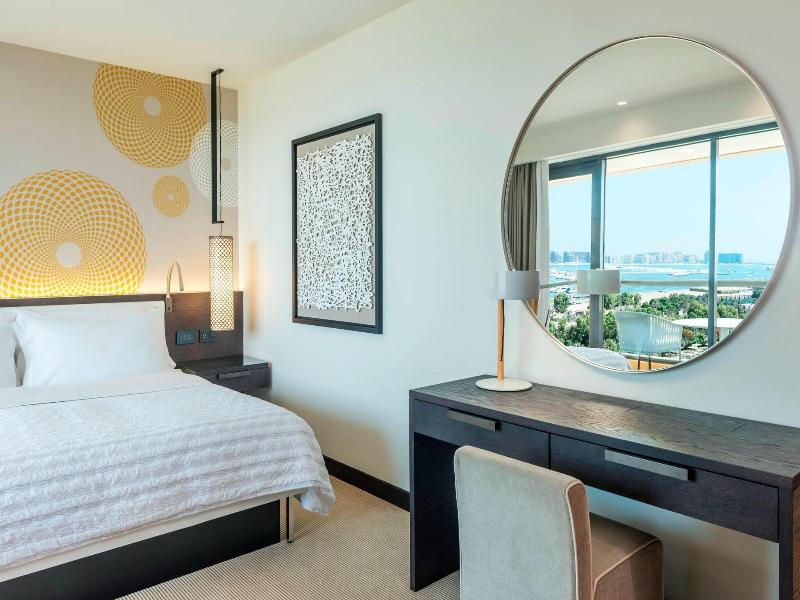 Le Royal Meridien Beach Resort and Spa image