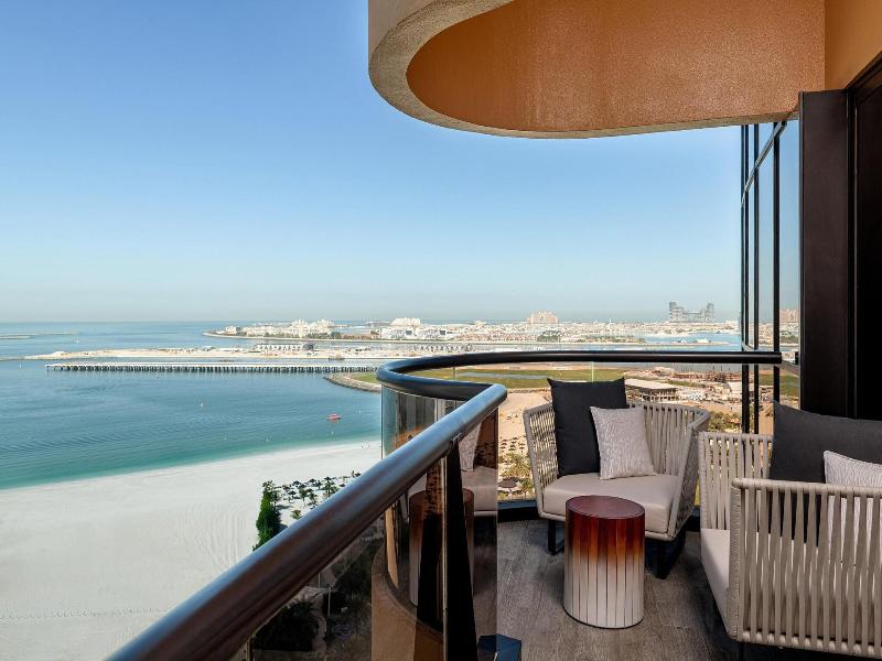 Le Royal Meridien Beach Resort and Spa image