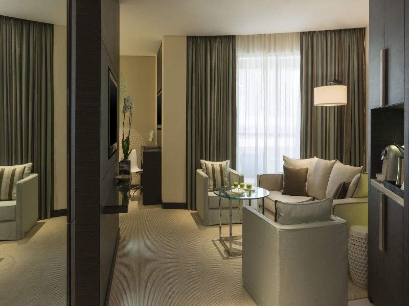 Le Royal Meridien Beach Resort and Spa image