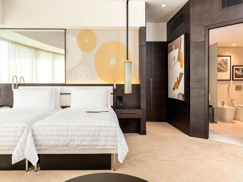 Le Royal Meridien Beach Resort and Spa image