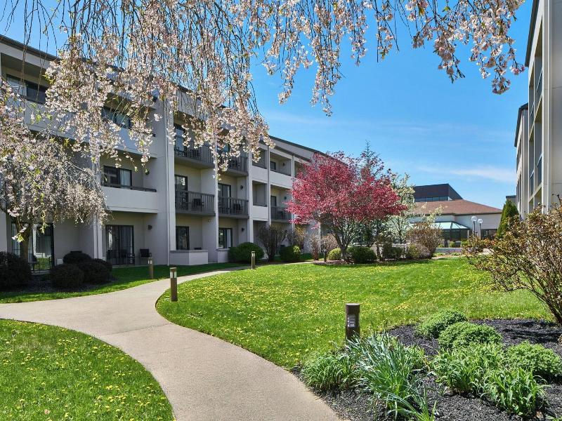 Courtyard By Marriott - Brighton image