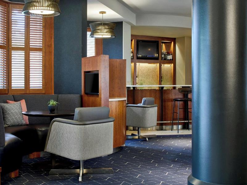 Courtyard By Marriott - Brighton image
