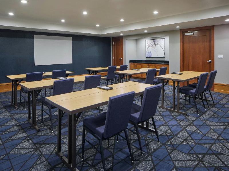 Courtyard By Marriott - Brighton image