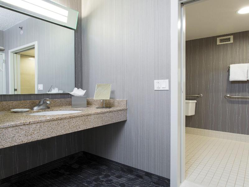 Courtyard By Marriott - Brighton image