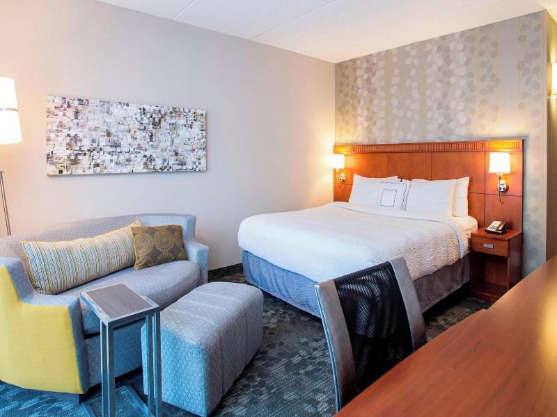 Courtyard By Marriott - Brighton image