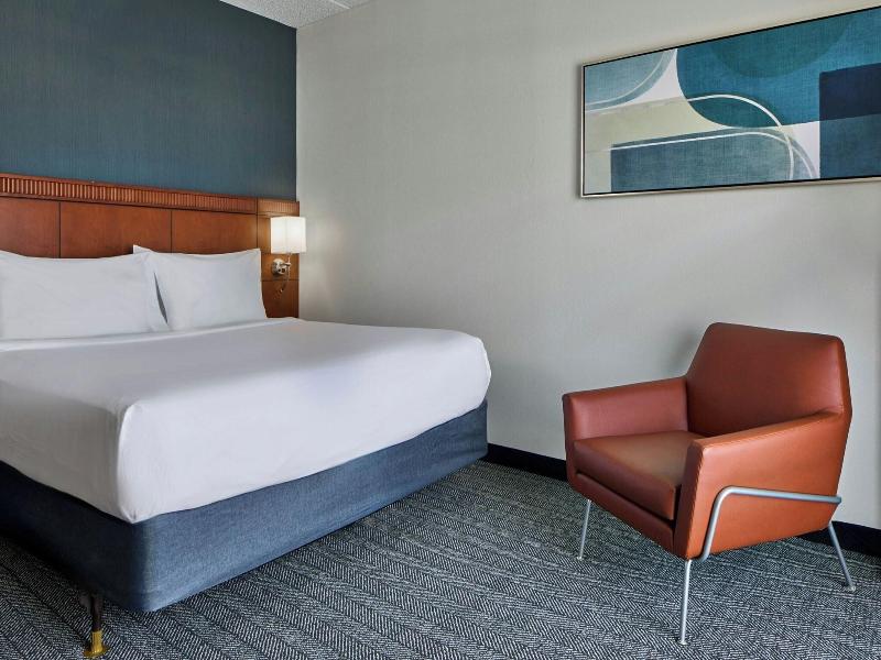 Courtyard By Marriott - Brighton image