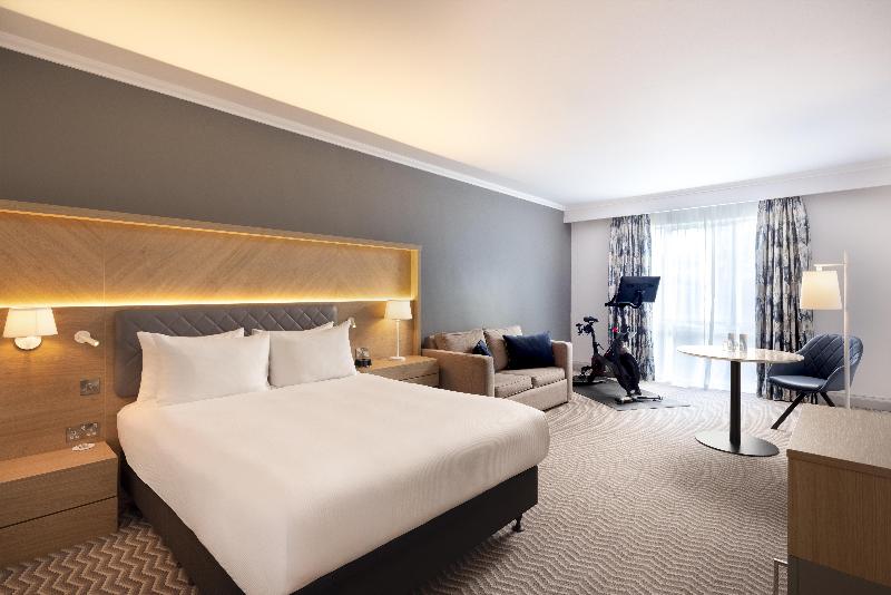 Hilton Northampton image