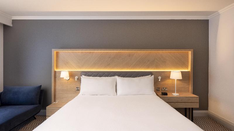 Hilton Northampton image