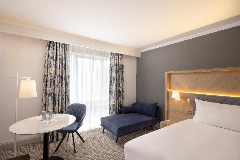 Hilton Northampton image