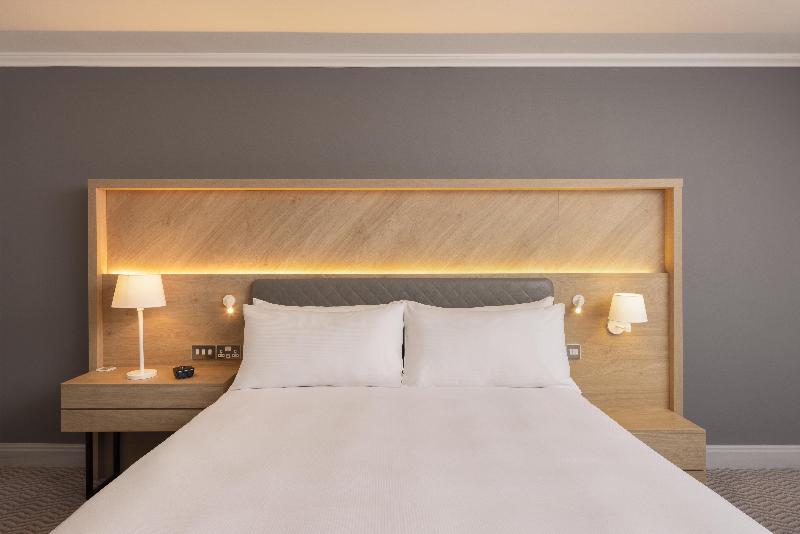Hilton Northampton image