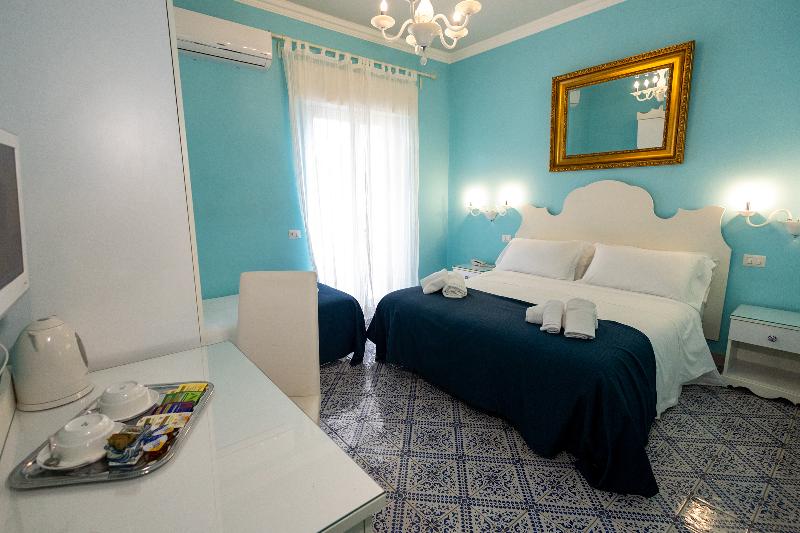 Villa Nefele image