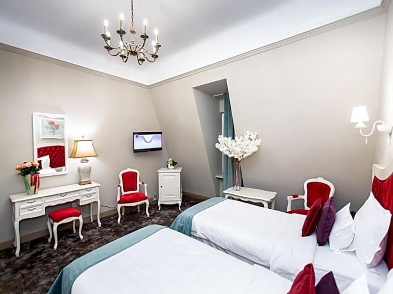 Grand Hotel Traian image