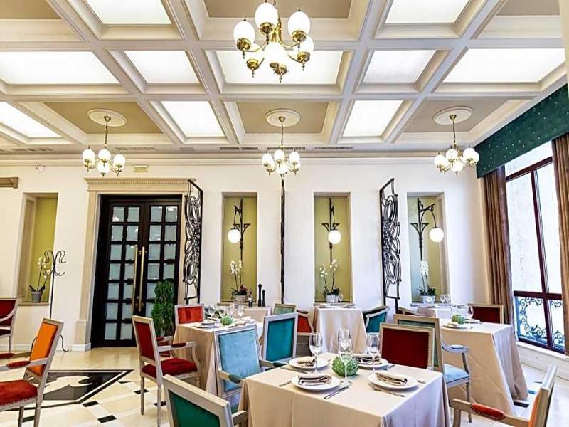 Grand Hotel Traian image