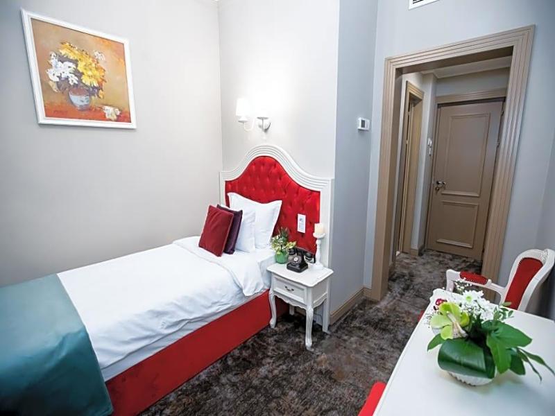 Grand Hotel Traian image