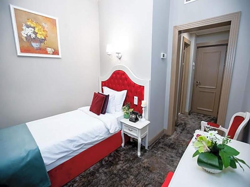 Grand Hotel Traian image