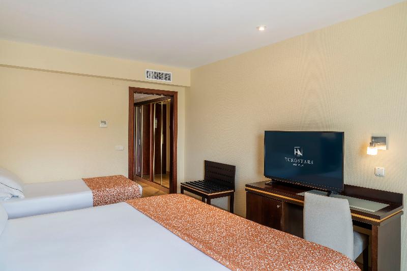 Eurostars Plaza Acueducto image