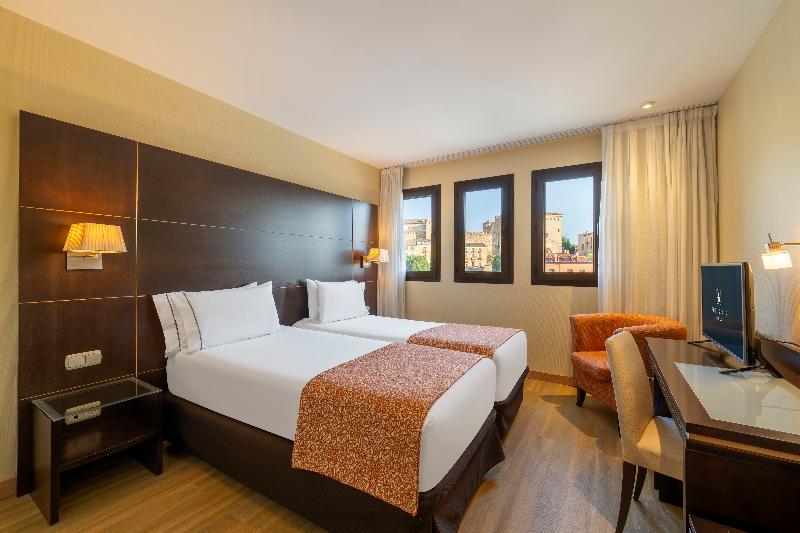 Eurostars Plaza Acueducto image