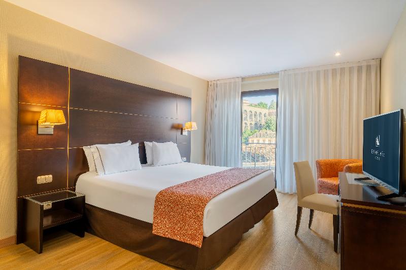 Eurostars Plaza Acueducto image