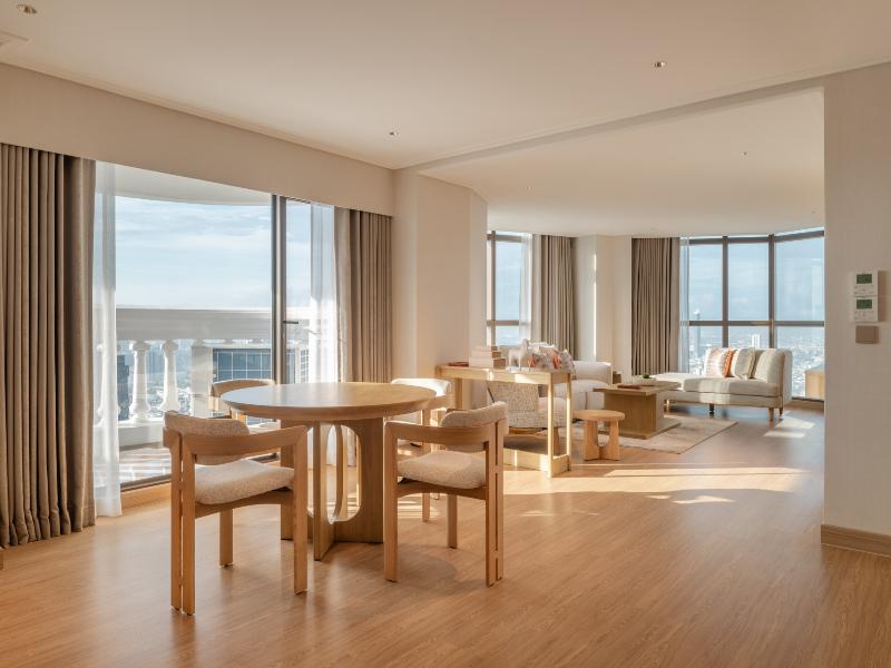 Tower Club at Lebua image