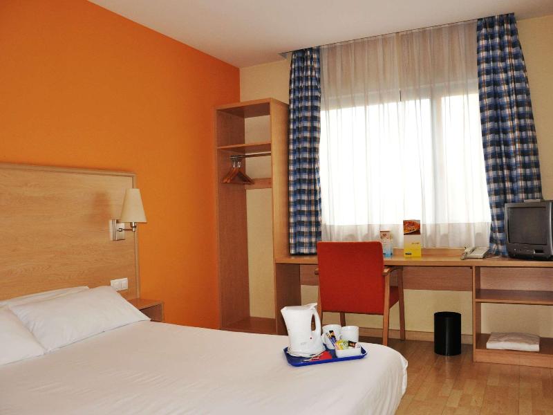Travelodge Barcelona Fira image