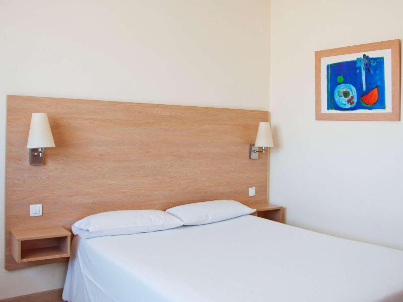 Travelodge Barcelona Fira image