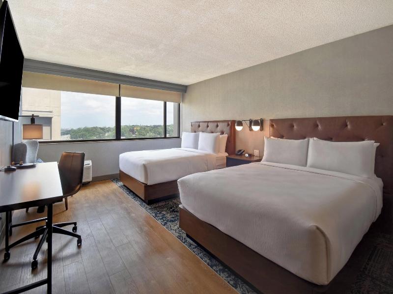 Four Points By Sheraton Boston Newton image