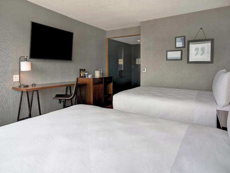 Four Points By Sheraton Boston Newton image