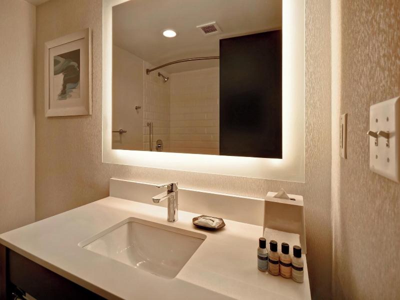 Four Points By Sheraton Boston Newton image