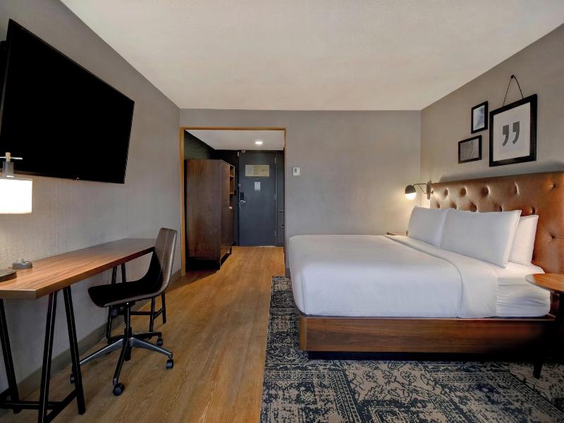 Four Points By Sheraton Boston Newton image