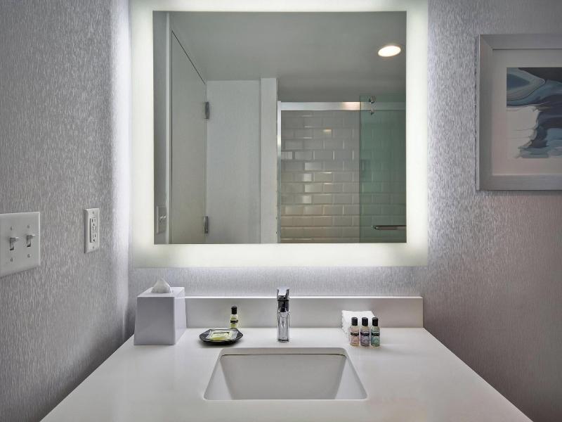 Four Points By Sheraton Boston Newton image