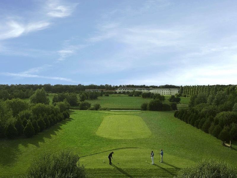 Hôtel Mercure Chantilly Resort & Conventions image