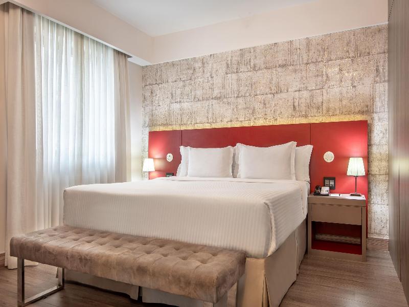 SUITE STANDARD — photo 12