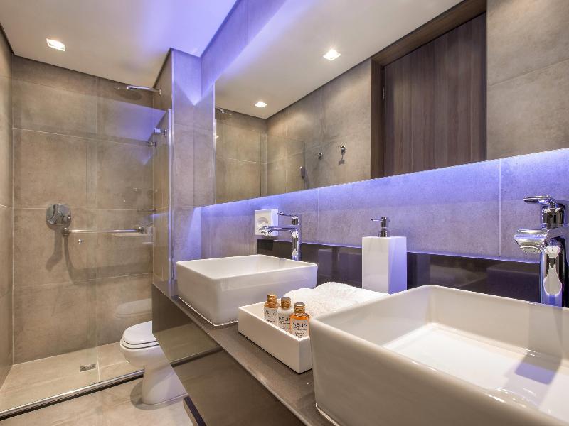 SUITE STANDARD — photo 14