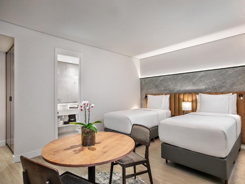 Melia Jardim Europa image