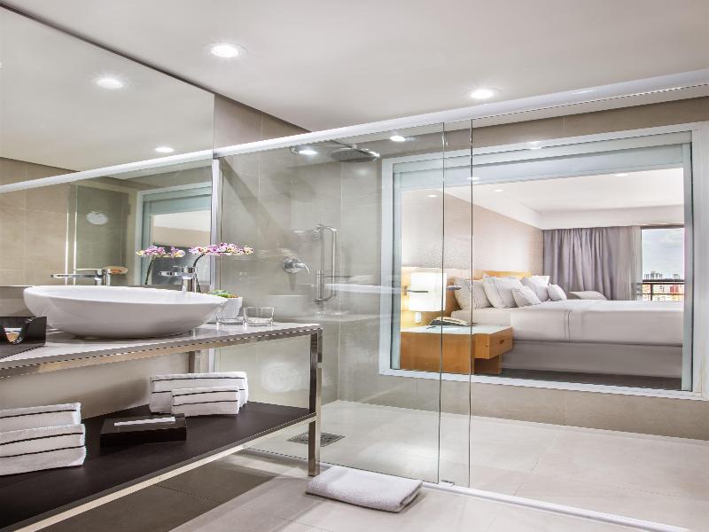DOUBLE QUEEN SIZE BED