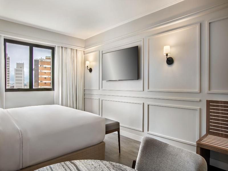 DOUBLE QUEEN SIZE BED