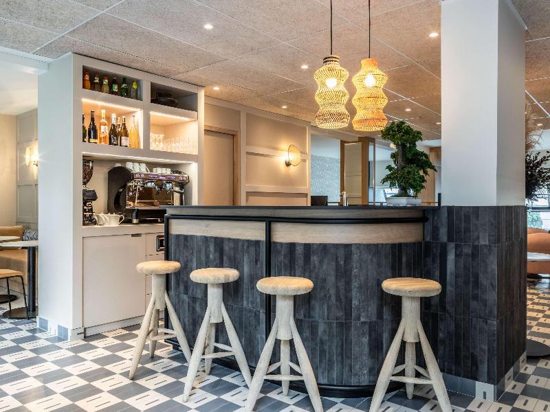 Hotel Mercure Paris Boulogne Pont de Saint Cloud image