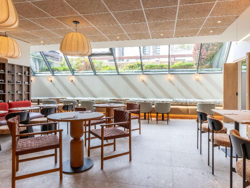 Hotel Mercure Paris Boulogne Pont de Saint Cloud image