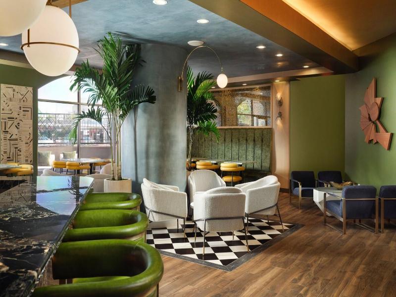 Burton House, Beverly Hills, A Tribute Portfolio image