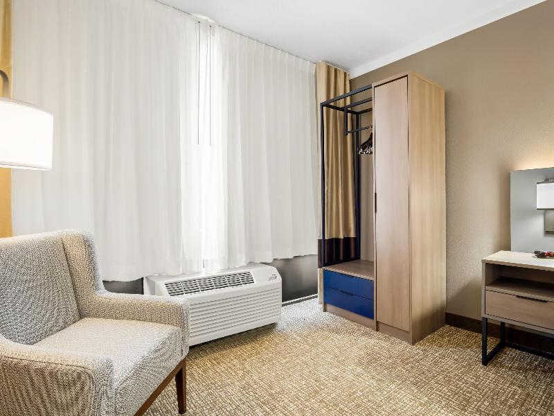 Comfort Inn Gold Coast Beach Area image