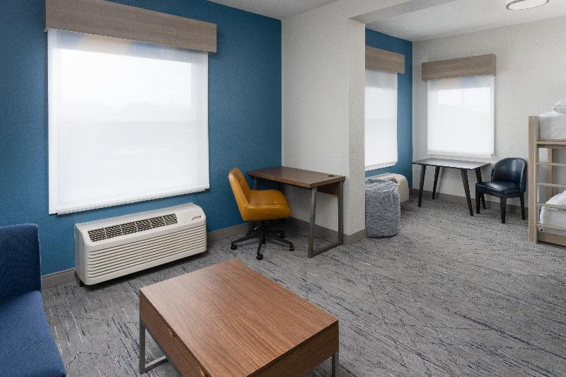 Holiday Inn Express Orlando Airport image