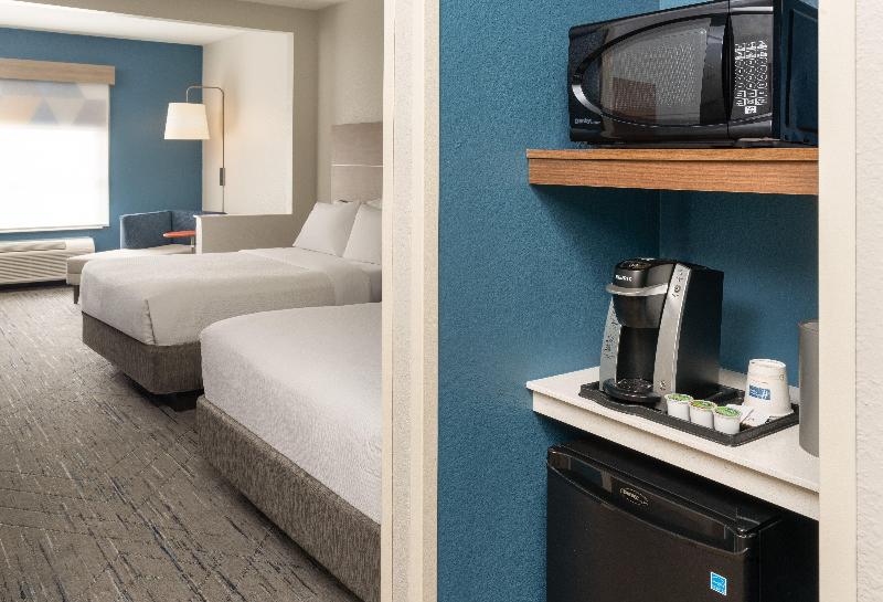 Holiday Inn Express Orlando Airport image