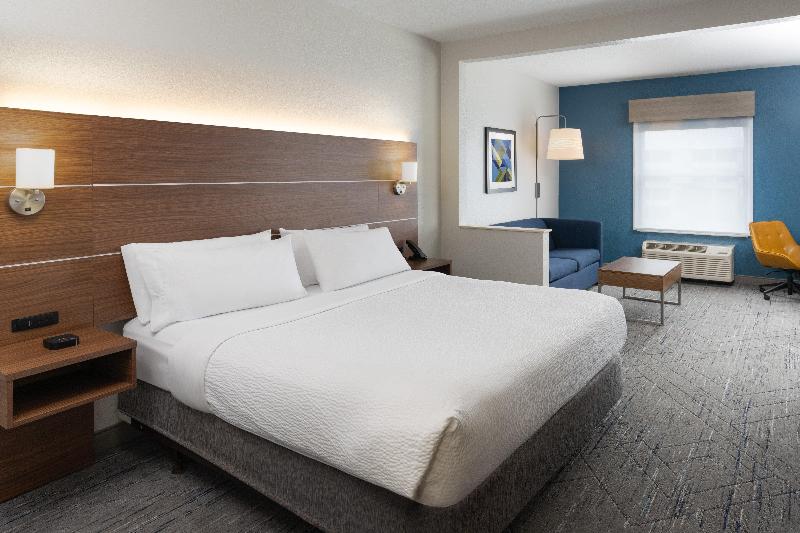 Holiday Inn Express Orlando Airport image