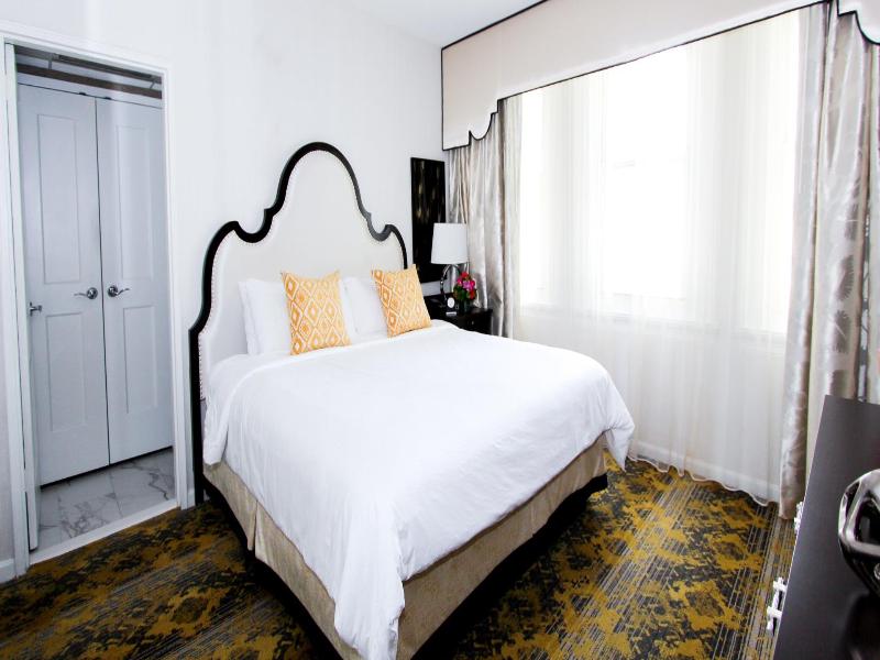 The Churchill Hotel image